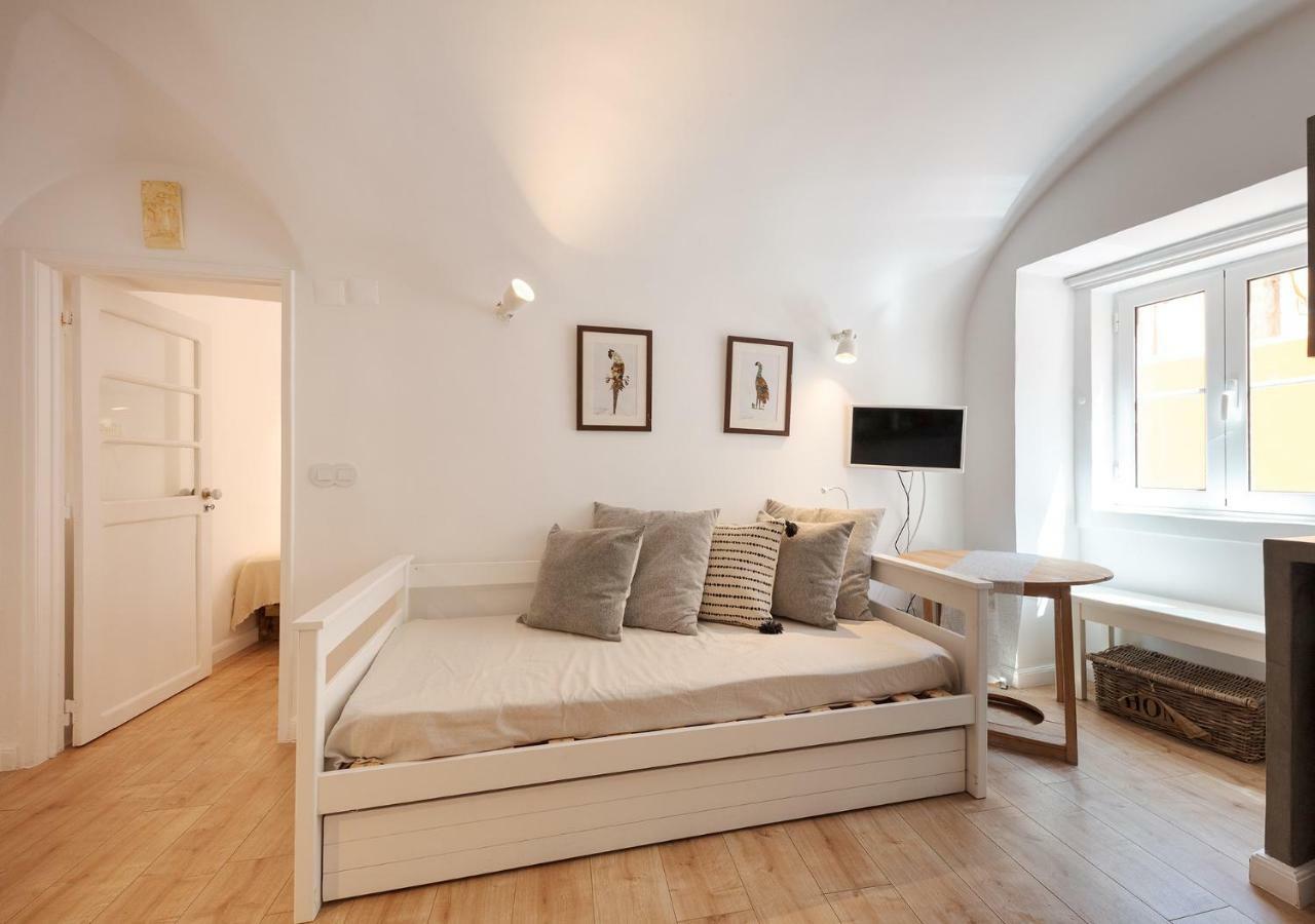 Studio Hideaway With Easy Access To Lisbon Center Экстерьер фото