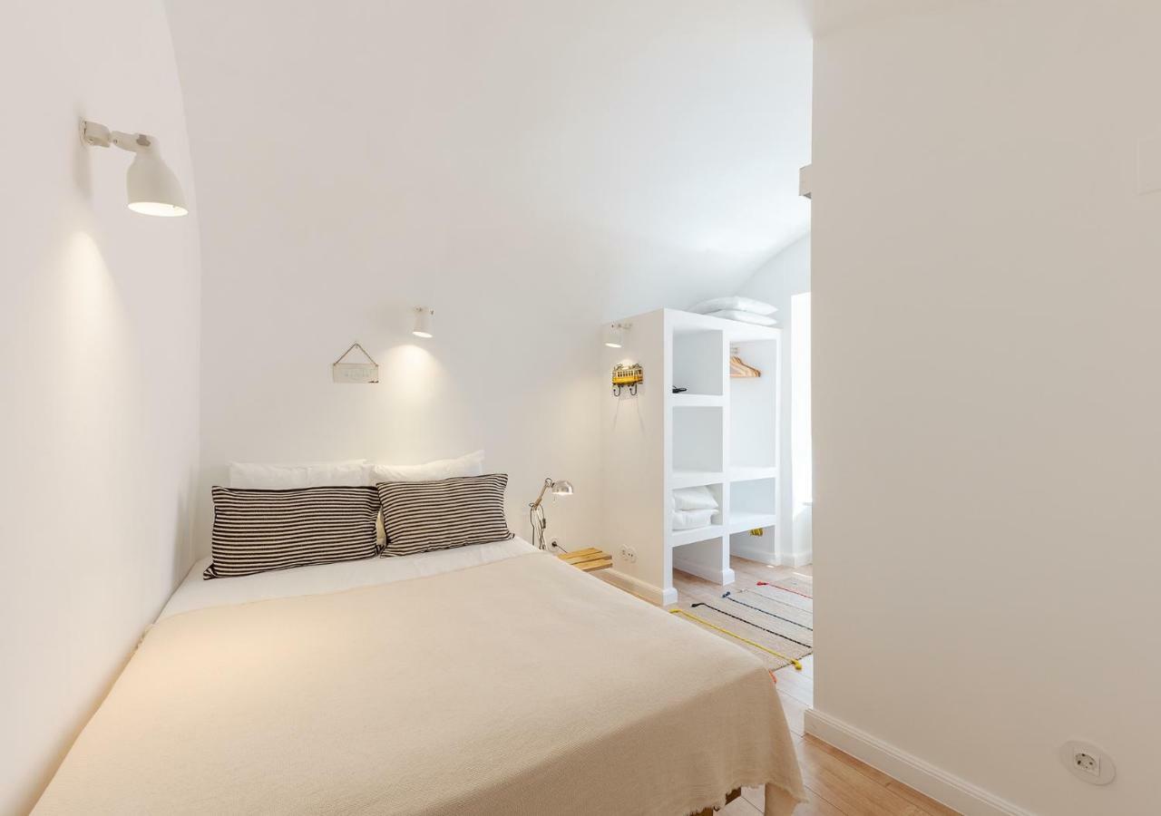 Studio Hideaway With Easy Access To Lisbon Center Экстерьер фото